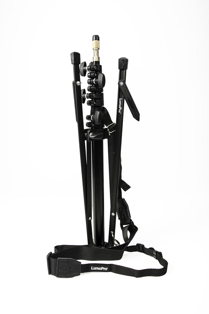 LumoPro LP605S Compact 7.5ft Stand w/Carrying Strap Questions & Answers