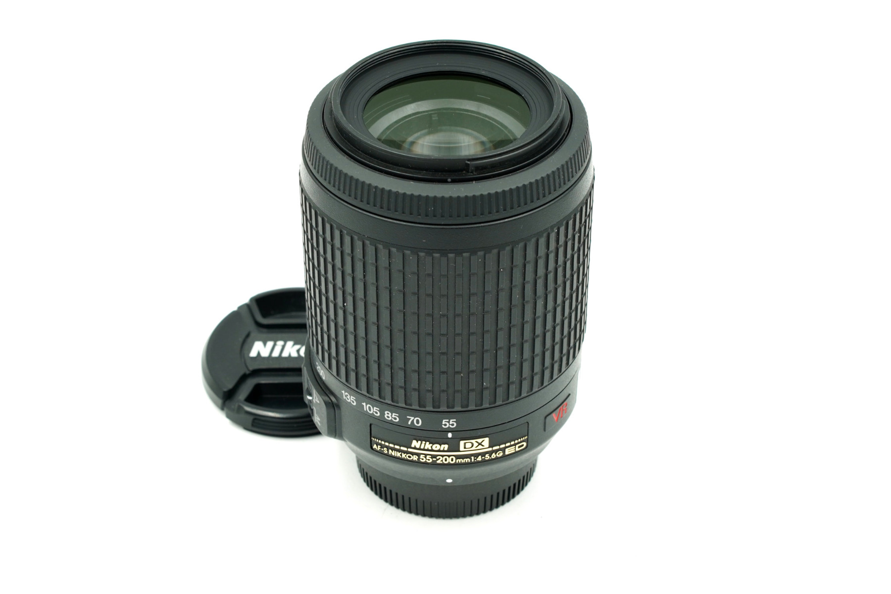 Is this lens (used Nikon 55-200) compatible with Nikon D7000?