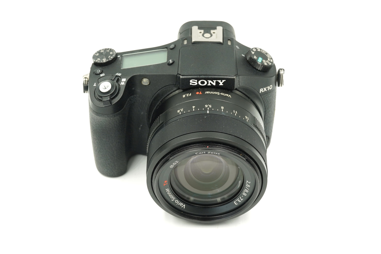 Used Sony DSC-RX10 Questions & Answers